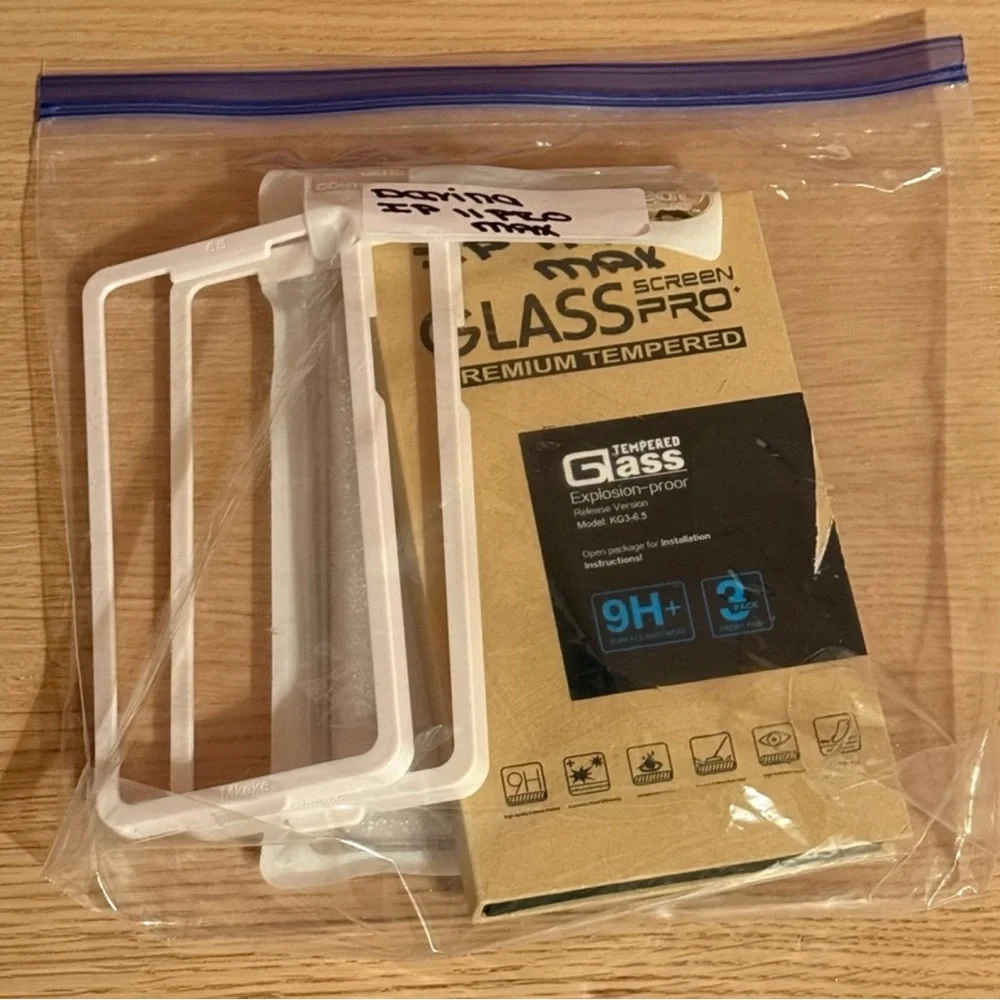 iPhone ‘11 Pro Max/XS Max’ Case & Screen Protector 10pc. Bundle